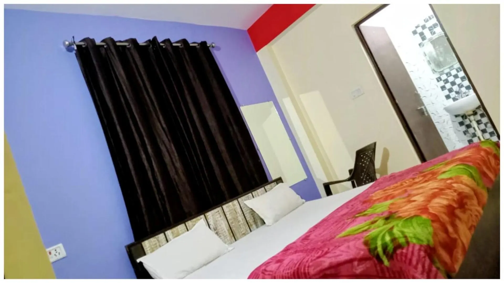 Hotel Shivay # Guest House Near Kashi Vishwanath Temple - A Premium Hotel In Varanasi